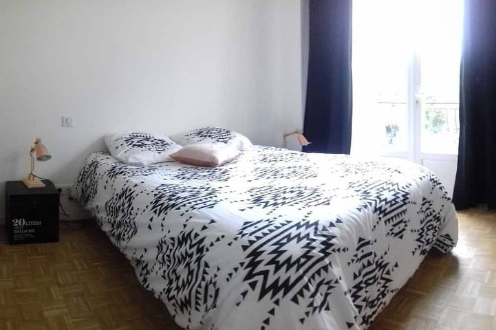 Location de vacances pour 10 personnes, avec balcon et jardin à Sainte-Eulalie-en-Born - 3