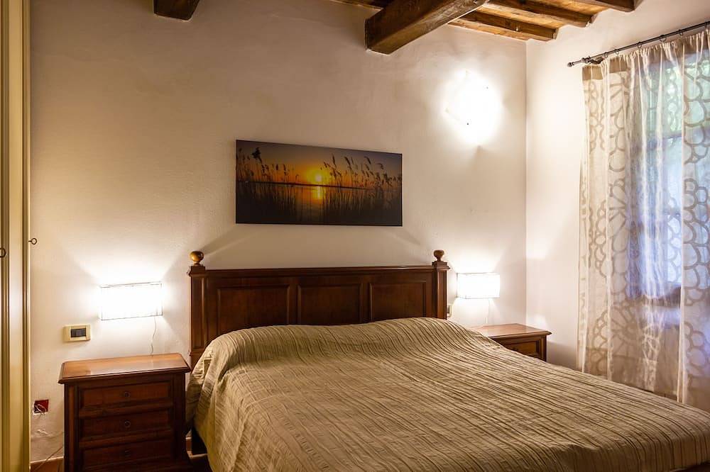 Freistehende Villa mit Privatpool fuer 5 Personen in Montescudaio, Etruskische Küste