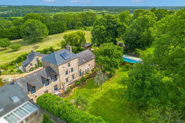 Gîte pour 4 personnes, avec jardin et piscine, animaux acceptés - 1