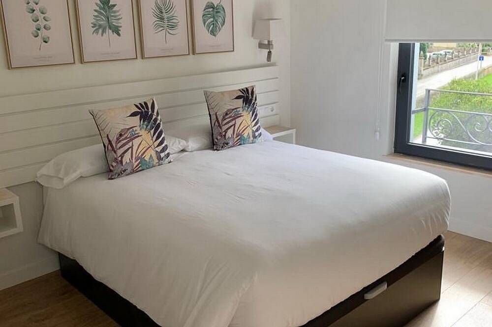 Ganze Wohnung, Apartment-Eigenes Badezimmer in Puente Viesgo, Kantabrische Küste