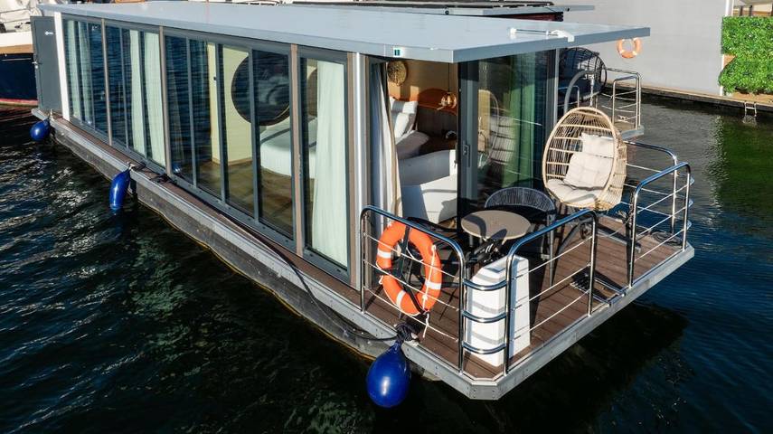 Hôtel pour 2 personnes, avec vue et vue sur le lac ainsi que terrasse et sauna à La Ferté-sous-Jouarre - 4