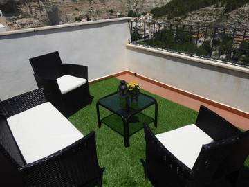 Casa rural para 4 personas, con balcón y vistas en La Manchuela