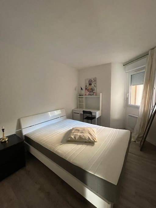 Gîte pour 4 personnes, avec terrasse et piscine à L'Union - 2