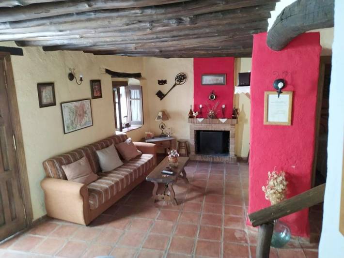 Location de vacances pour 10 personnes, avec Balcon et Terrasse ainsi que Jardin et Vue à Parauta