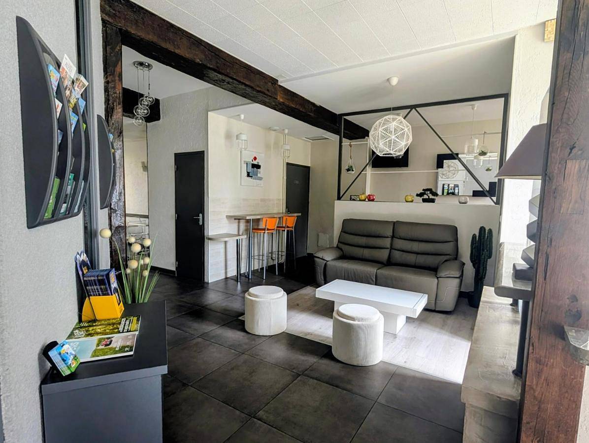 Single Room in Nevers, Nièvre