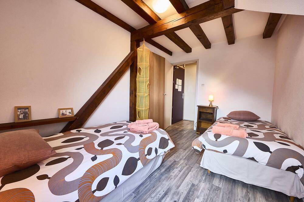 Entire apartment, Family gîte in winegrower's house - Charlotte 6 persons in Gertwiller, Sélestat-Erstein region