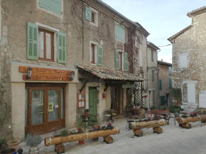 Hôtel pour 3 personnes, avec terrasse à Baudinard-sur-Verdon - 3