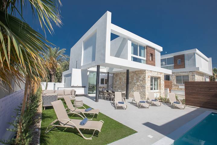 Ferienhaus für 10 Personen, mit Balkon/Terrasse und Garten sowie Pool in Südzypern - 4