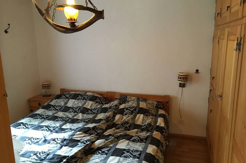 Chalet in Grächen, auf sonn. Hochplateau, unverbaute Lage mit ganztätig Sonne in St. Niklaus, Walliser Alpen