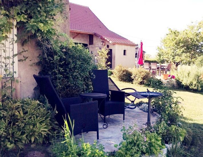 Appartement de vacances pour 5 personnes, avec jardin et terrasse dans Saône-et-Loire - 2