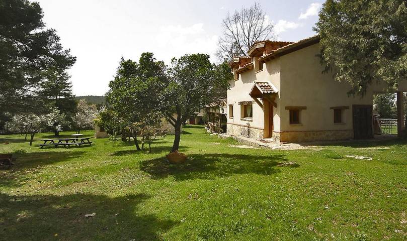 Casa rural para 6 personas, con vistas además de sauna y jardín, Familias con niños en Provincia de Segovia