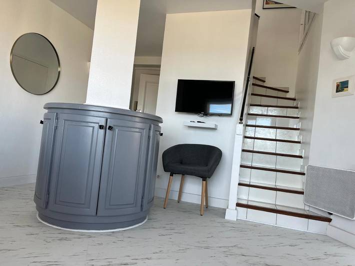 Gîte pour 5 personnes, avec vue et terrasse à La Celle-sous-Gouzon - 2