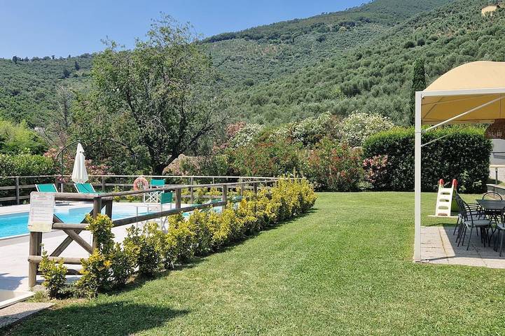 Piscina Privata -Agriturismo Fattoria La Pieve- Villa Frantoio 8 km da Pisa in Calci, Pisa e dintorni