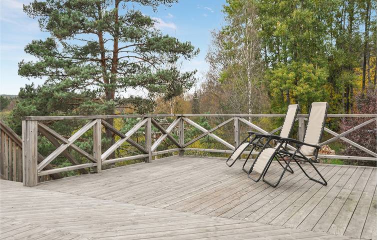Ganze Ferienwohnung, Ferienwohnung für 8 Personen mit Terrasse in Forshaga, Värmland