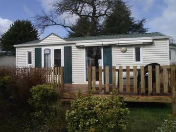 Mobil home pour 4 personnes, avec terrasse à Bieuzy