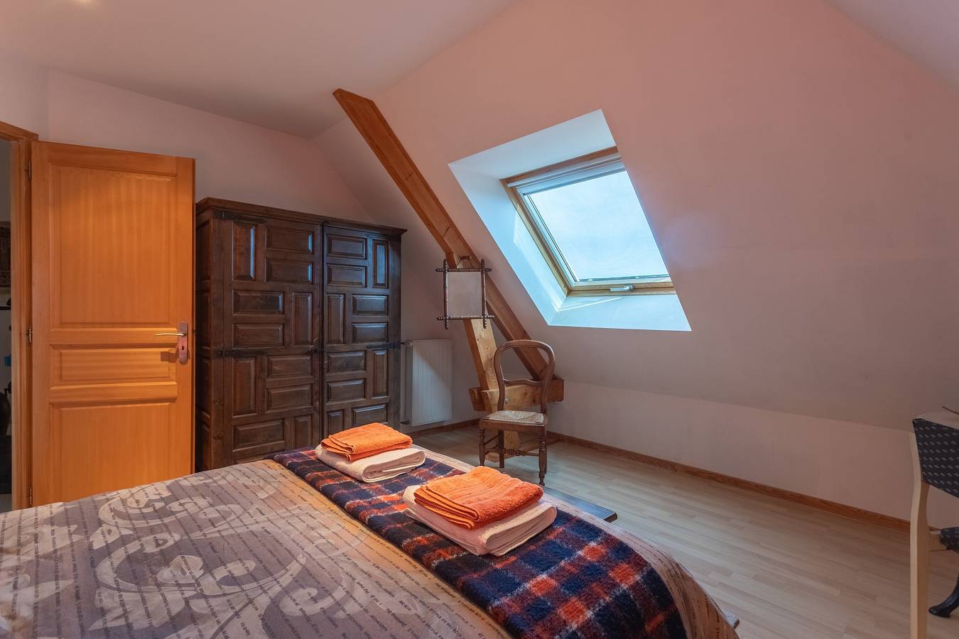 Chambre d’hôtes à Laroin 2 à 4 personnes – Entre nature et douceur de vivre in Laroin, Béarn