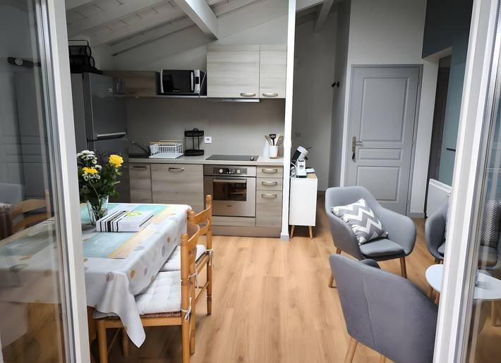 Apartamento entero, Apartamento 'Gîte Peyo Saint-Pée-sur-Nivelle' con vistas a la montaña, jardín compartido y Wi-Fi in Saint-Pée-sur-Nivelle, Region de Bayona