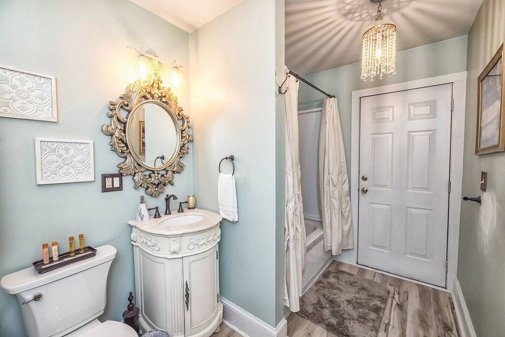 Ganze Wohnung, The N'awlins! House Walk to Downtown in Wilmington, New Hanover County