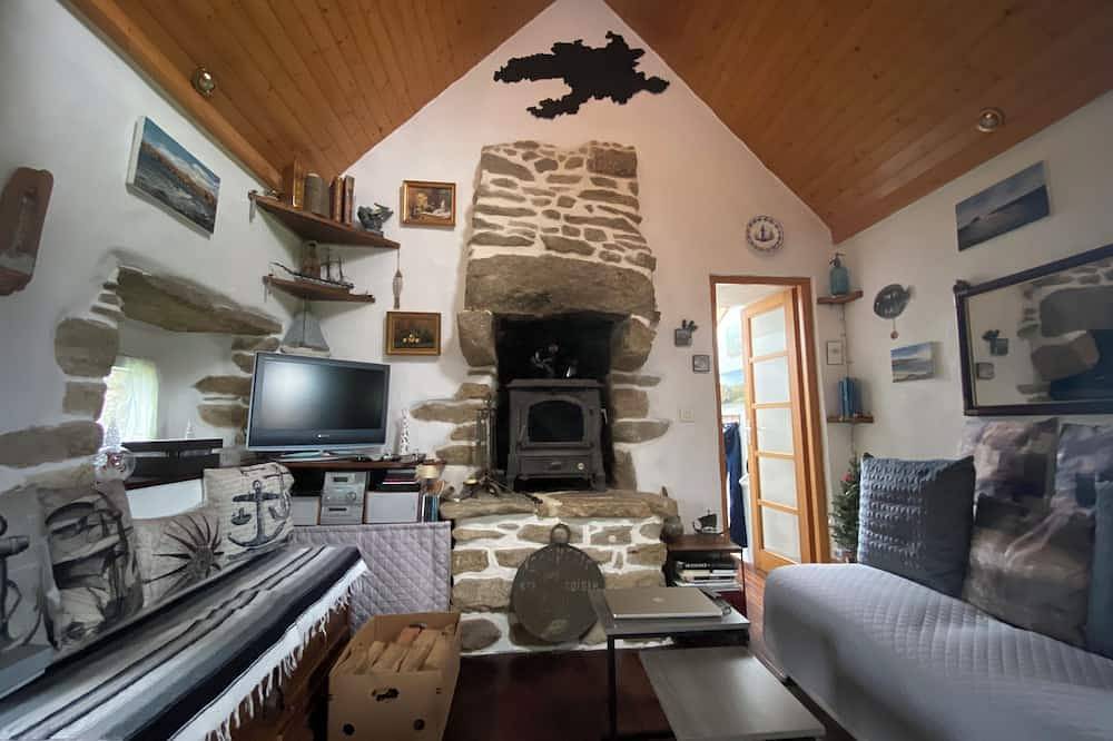 Ile D'Ouessant Maison typique avec vue sur mer. Lire descriptif et conditions. in Ouessant, Région de Brest