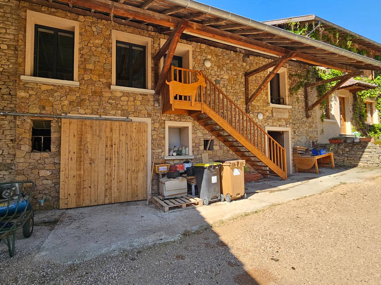 Gîte “La Grange d'Émile” met privé tuin en wifi in Chozeau, La Tour-du-Pin und Umgebung