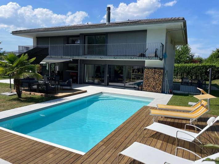 Chambre d’hôte pour 2 personnes, avec jardin et vue ainsi que terrasse et piscine à Écublens