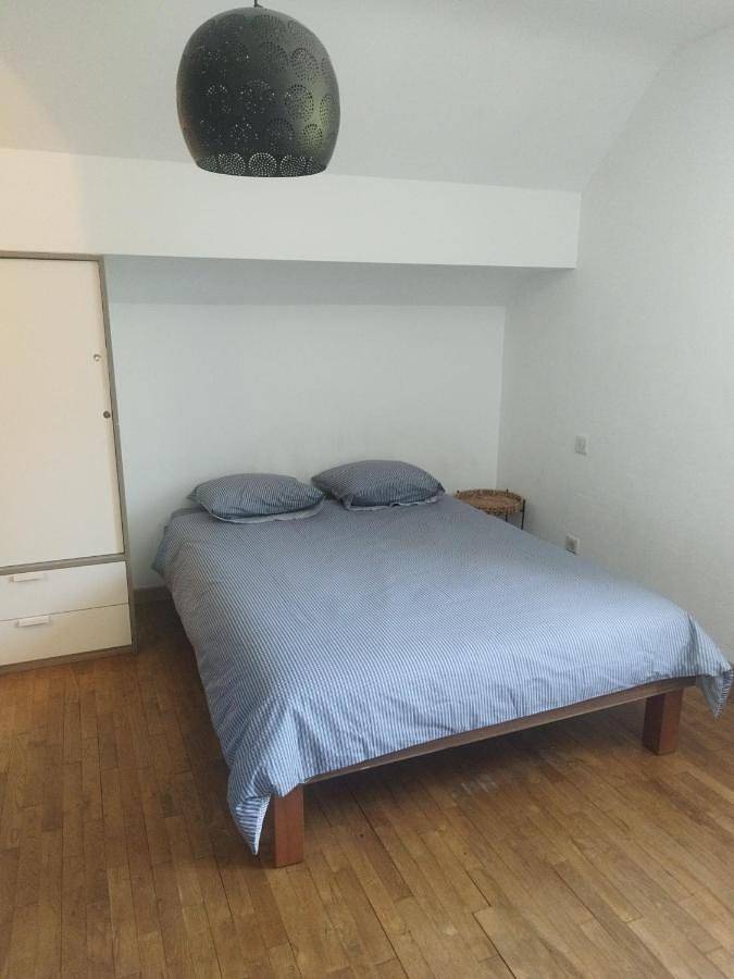 Maison d’hôte pour 3 personnes, avec vue et jardin ainsi que piscine et terrasse, animaux acceptés en Corrèze - 2