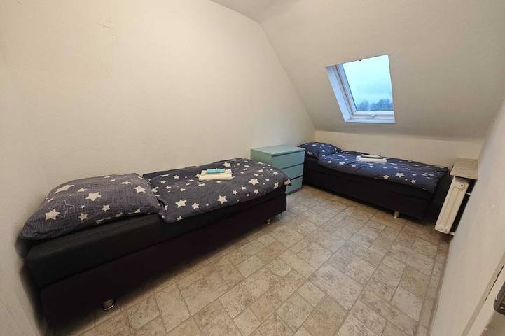 Ganze Wohnung, Helle 3-Zimmer-Wohnung mit 7 Schlafplätze in Krefeld, Niederrhein