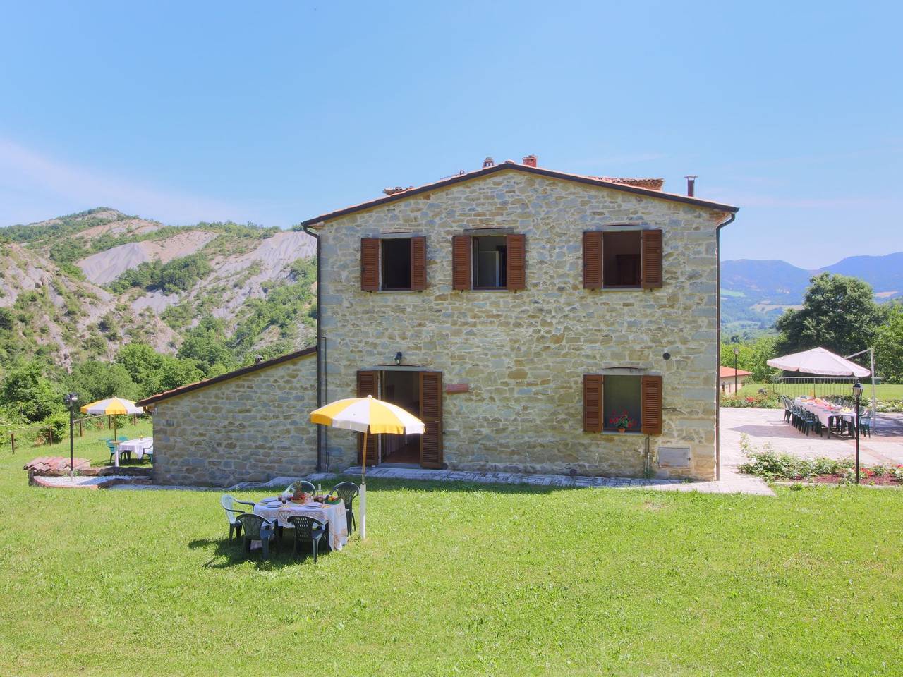 Appartement in Marche met Zwembad in Apecchio, Valle del Metauro