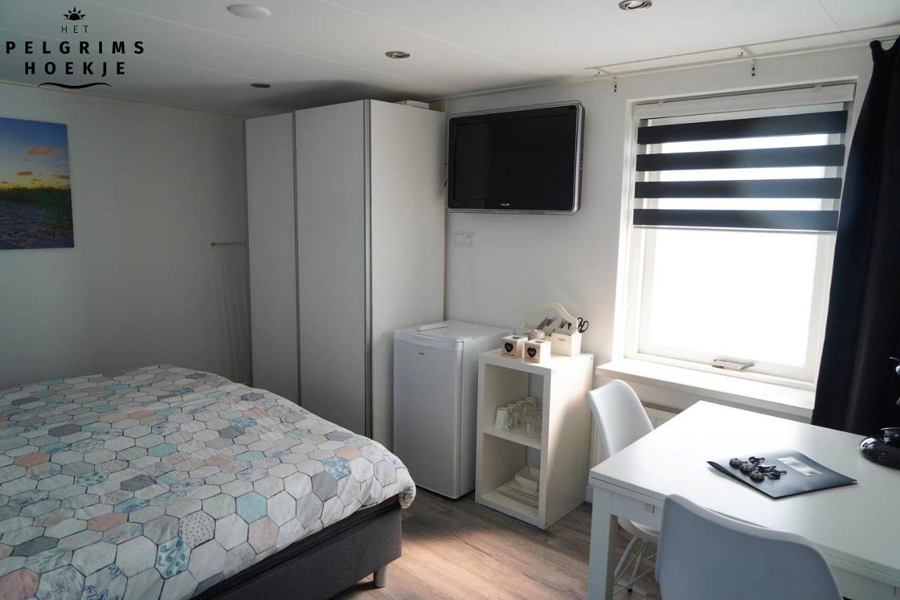 Double Room with Private Bathroom in Vrouwenpolder, Walcheren