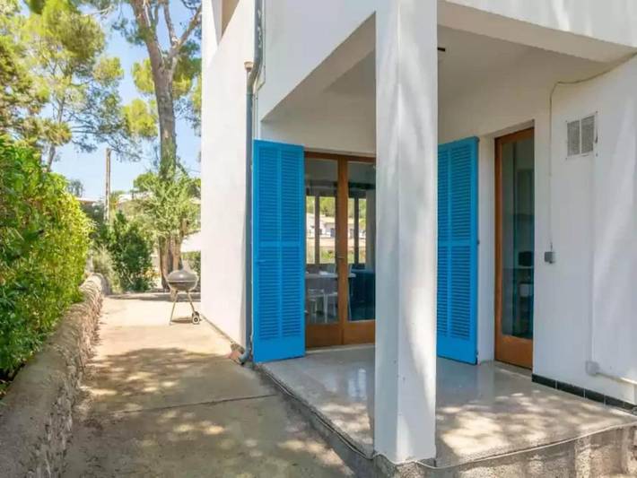 Apartamento para 5 personas, con Jardín y Piscina en Portopetro