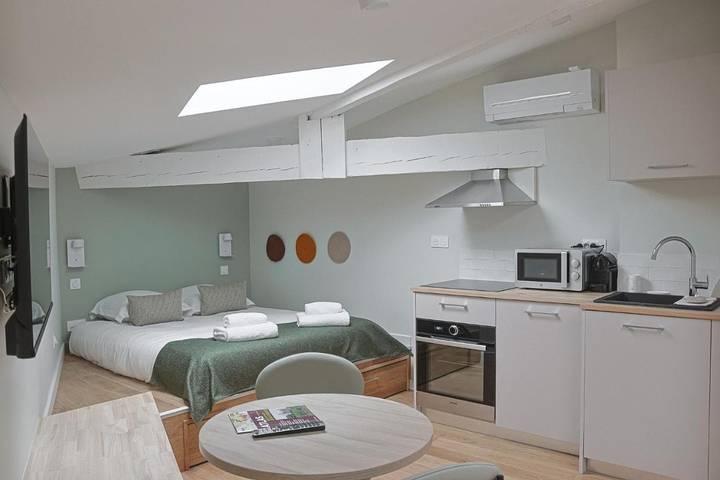 Gîte pour 2 personnes dans Basilique Saint-Seurin de Bordeaux - 3