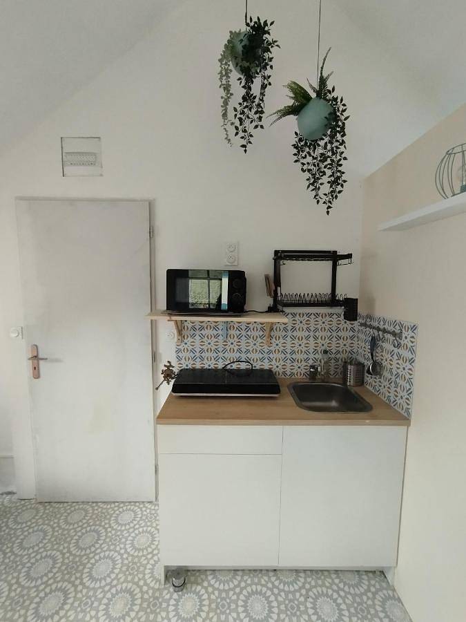 Gîte pour 2 personnes, avec vue et jardin à Saint-Brisson - 2