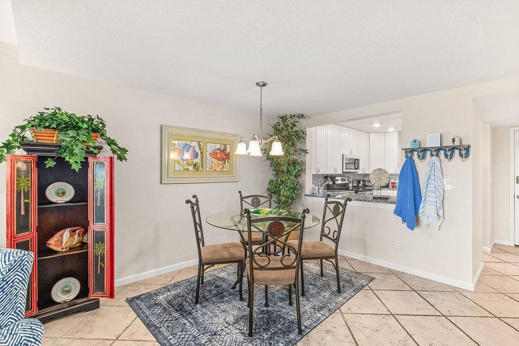 Ganze Wohnung, New Listing!!! Direct Ocean Front 1st Floor Sea Place Condo!!! 2bd/2 bath in Butler Beach, St. Augustine