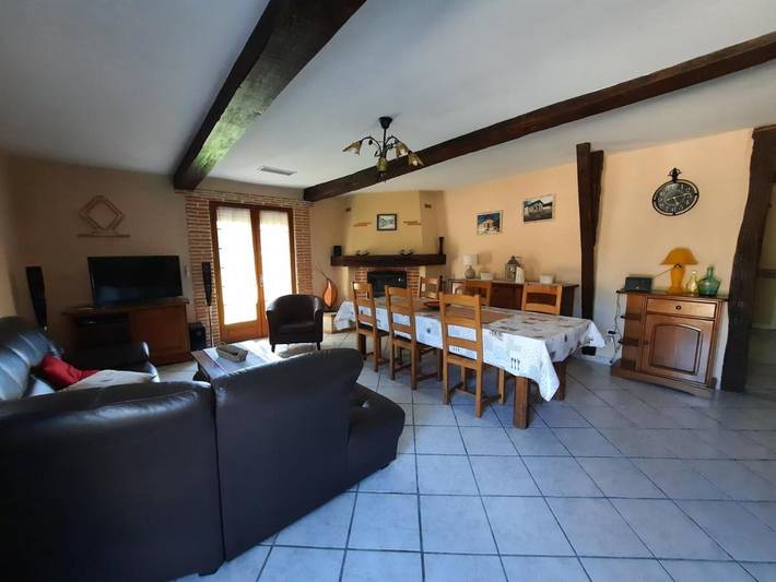 Location de vacances pour 6 personnes, avec piscine et terrasse, animaux acceptés à Marguestau - 2