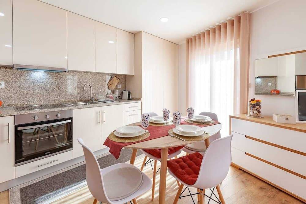 Entire apartment, Apartment Avenue 1 in Braga, Braga District