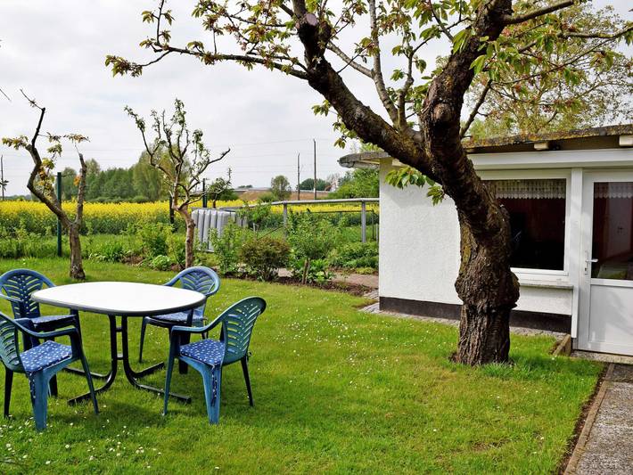 Ferienwohnung für 5 Personen, mit Garten und Terrasse, kinderfreundlich in Bergen auf Rügen und Umgebung - 2