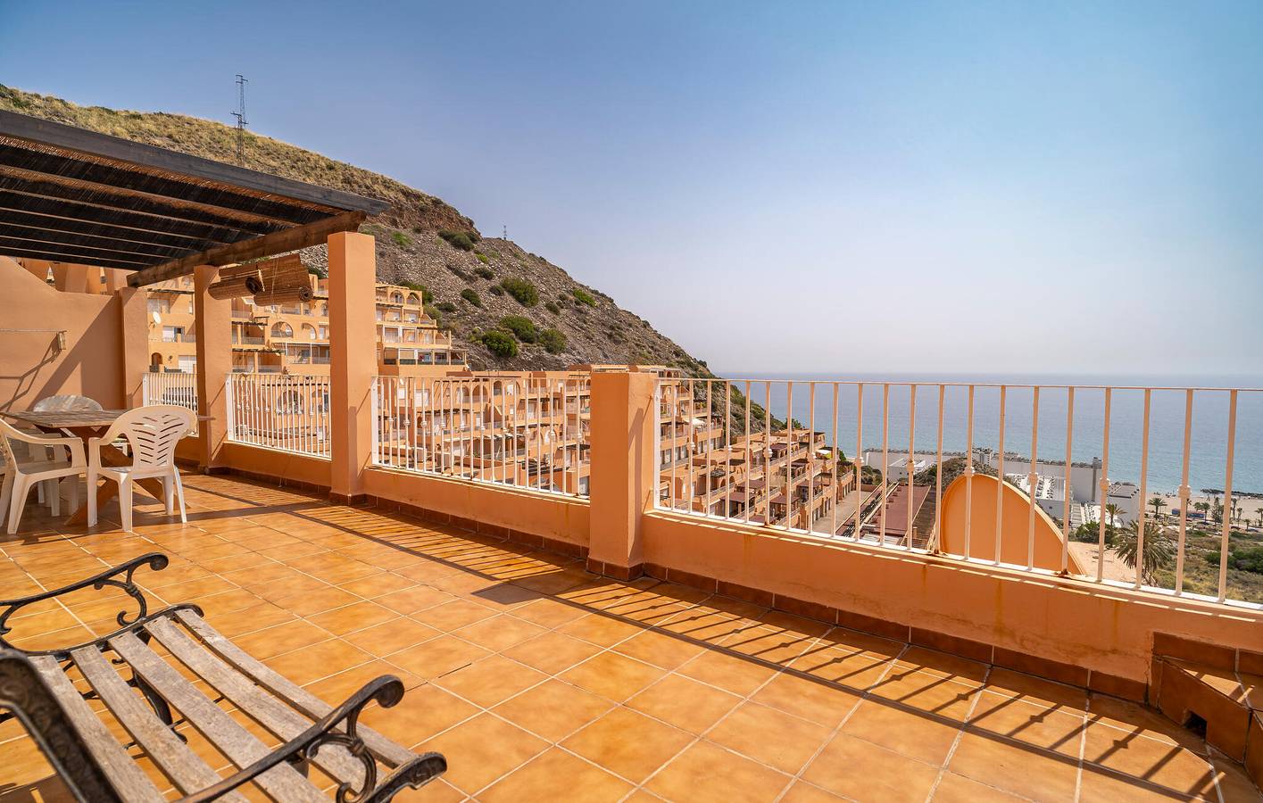 Appartement de vacances entier, Appartement avec vue sur la mer, avec piscine, parking et WiFi, à 2 km de la plage in Playa de las Ventanicas, Mojácar