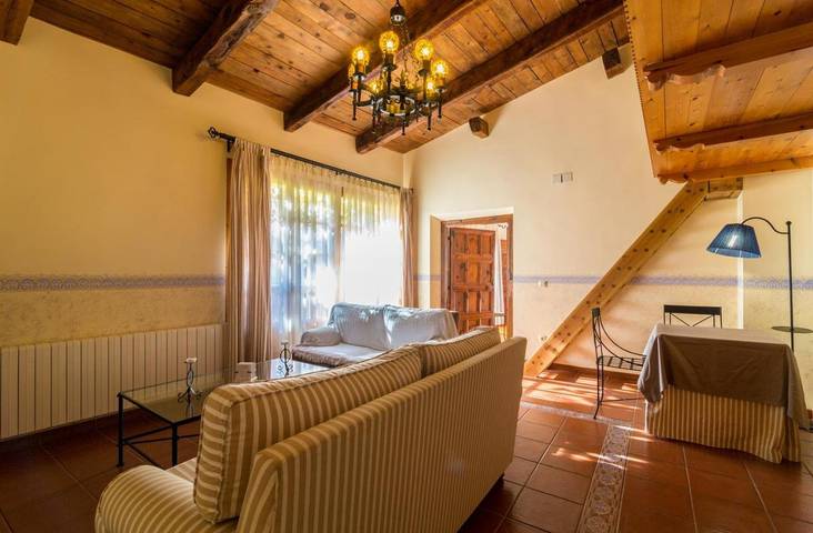 Casa de vacaciones para 16 personas, con terraza y piscina para niños en Comarca de Teruel - 3