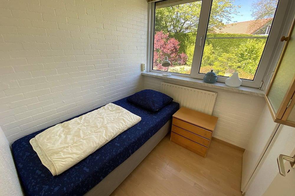 Freistehendes 6 Personen Ferienhaus, omschlossen Garten in Ferienpark Zomerdorp in Brouwershaven, Grevelingenmeer