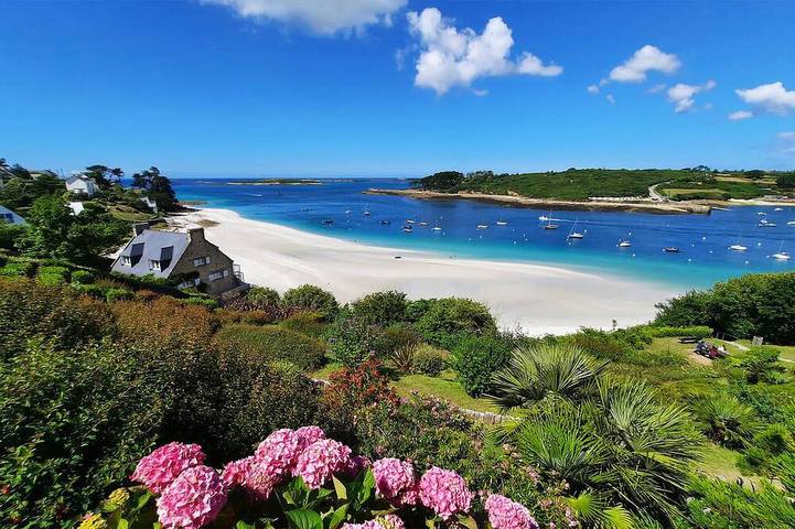 Maison de vacances pour 4 personnes, avec jardin, animaux acceptés à Saint-Pabu