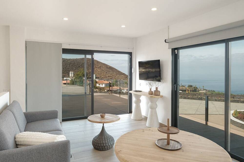 Apartamento entero, Finca El Moral by Huskalia - Suite Nogal in Los Llanos, Los Llanos de Aridane