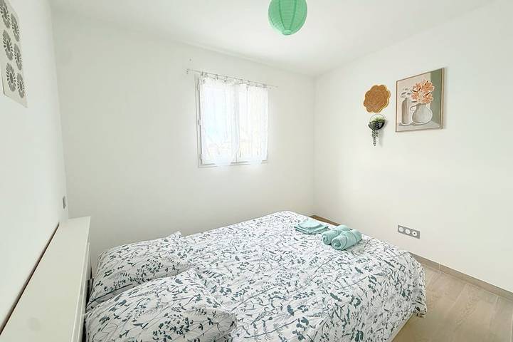 Maison Trio, parking privé gratuit, wifi, Tvsmart. in Puilboreau, Région de La Rochelle