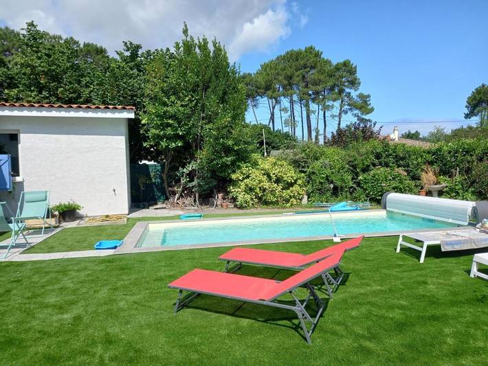 Appartement de vacances pour 2 personnes, avec Terrasse ainsi que Jardin et Piscine