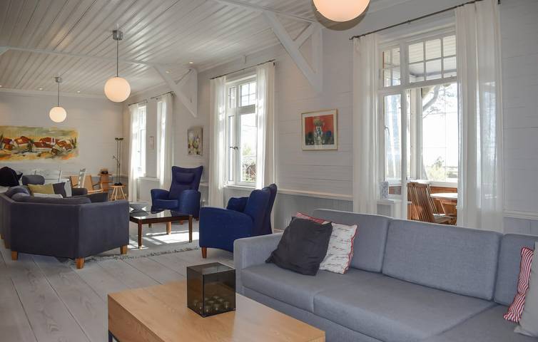 Hus för 8 Personer med bubbelpool in Ystad, Svenska Östersjön