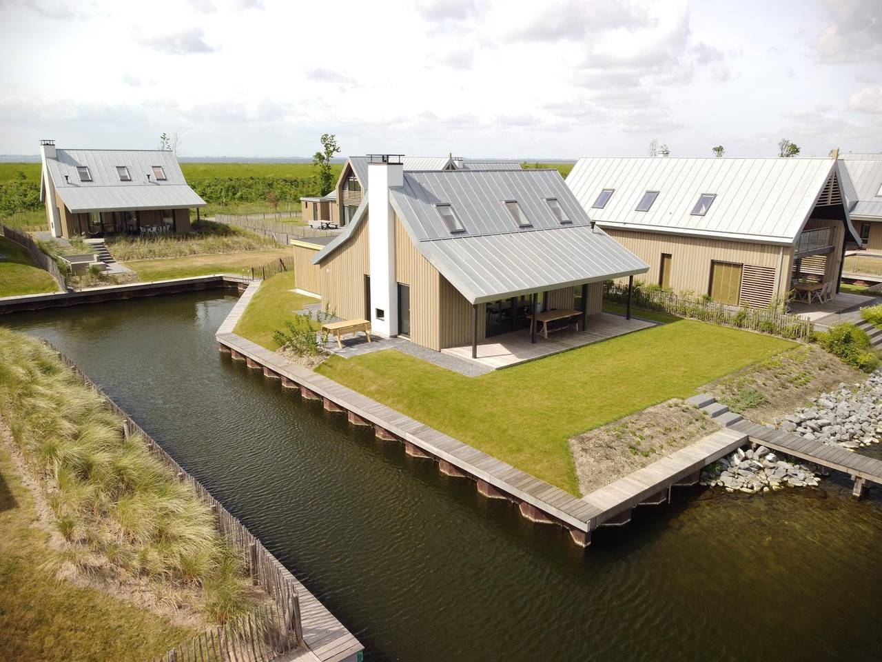 Oesterdam Resort — Villa Oesterdam Comfort Extra | 4 persons in Tholen, North Sea Netherlands