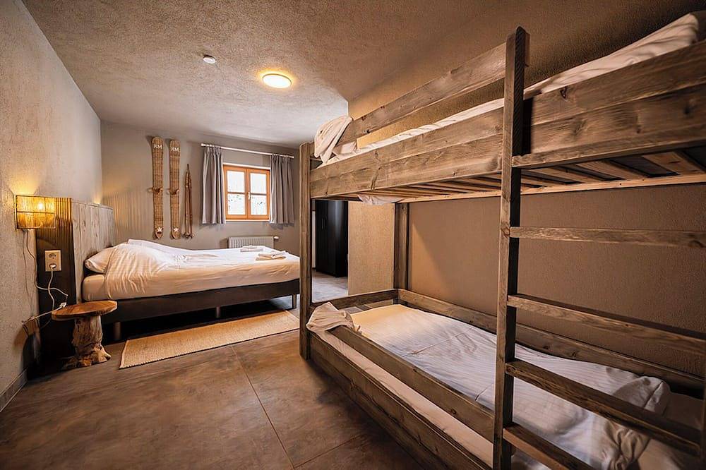 Ganze Wohnung, 3-Zimmer-Appartement Frauenschuh 2-10 Pers (110m2), Terrasse & Blick auf Piste in Berwang, Außerfern