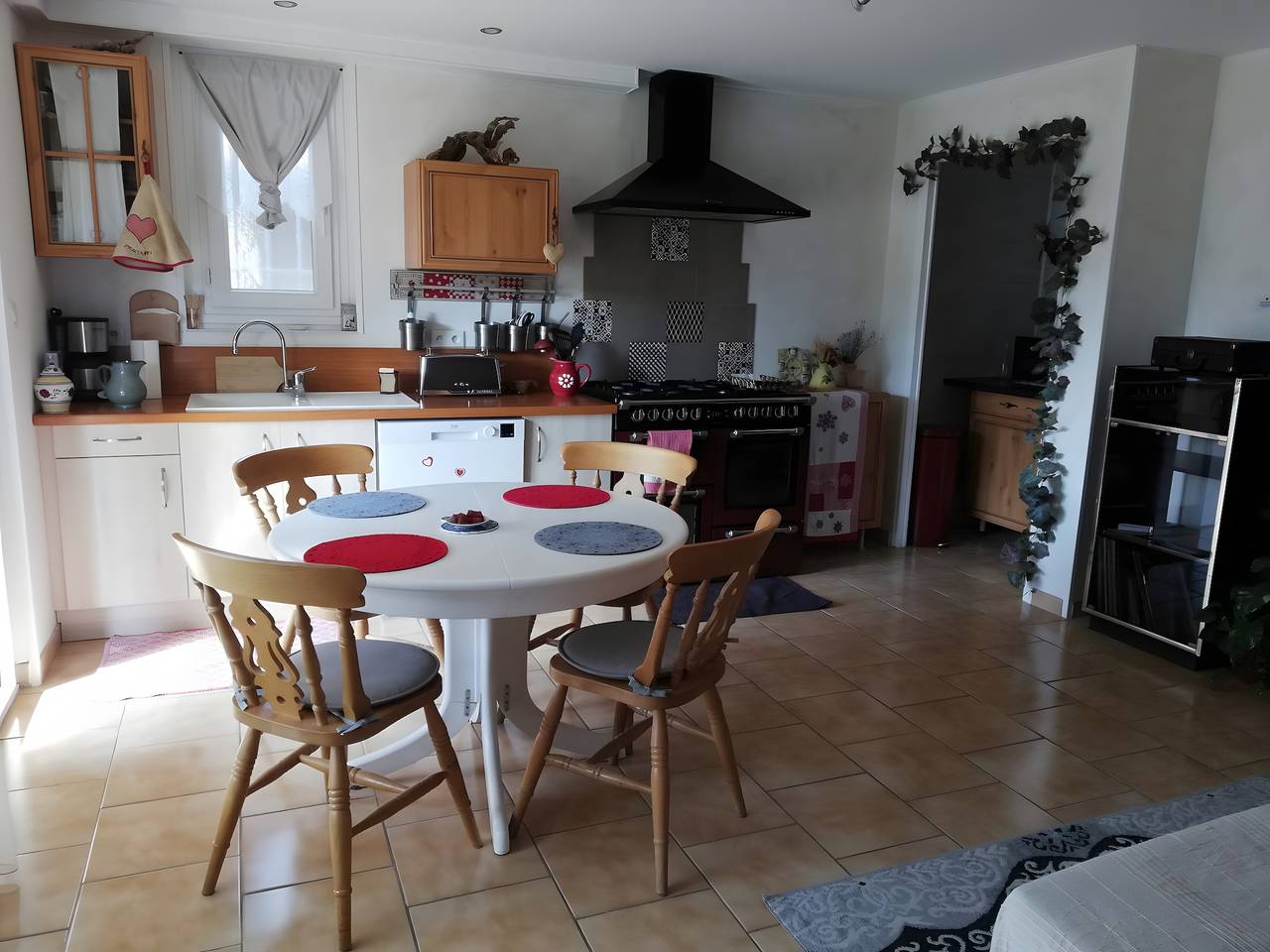 Gästezimmer „La Grande Calade“ mit Bergblick, Terrasse und Wlan in Lagrand, Gap und Umgebung