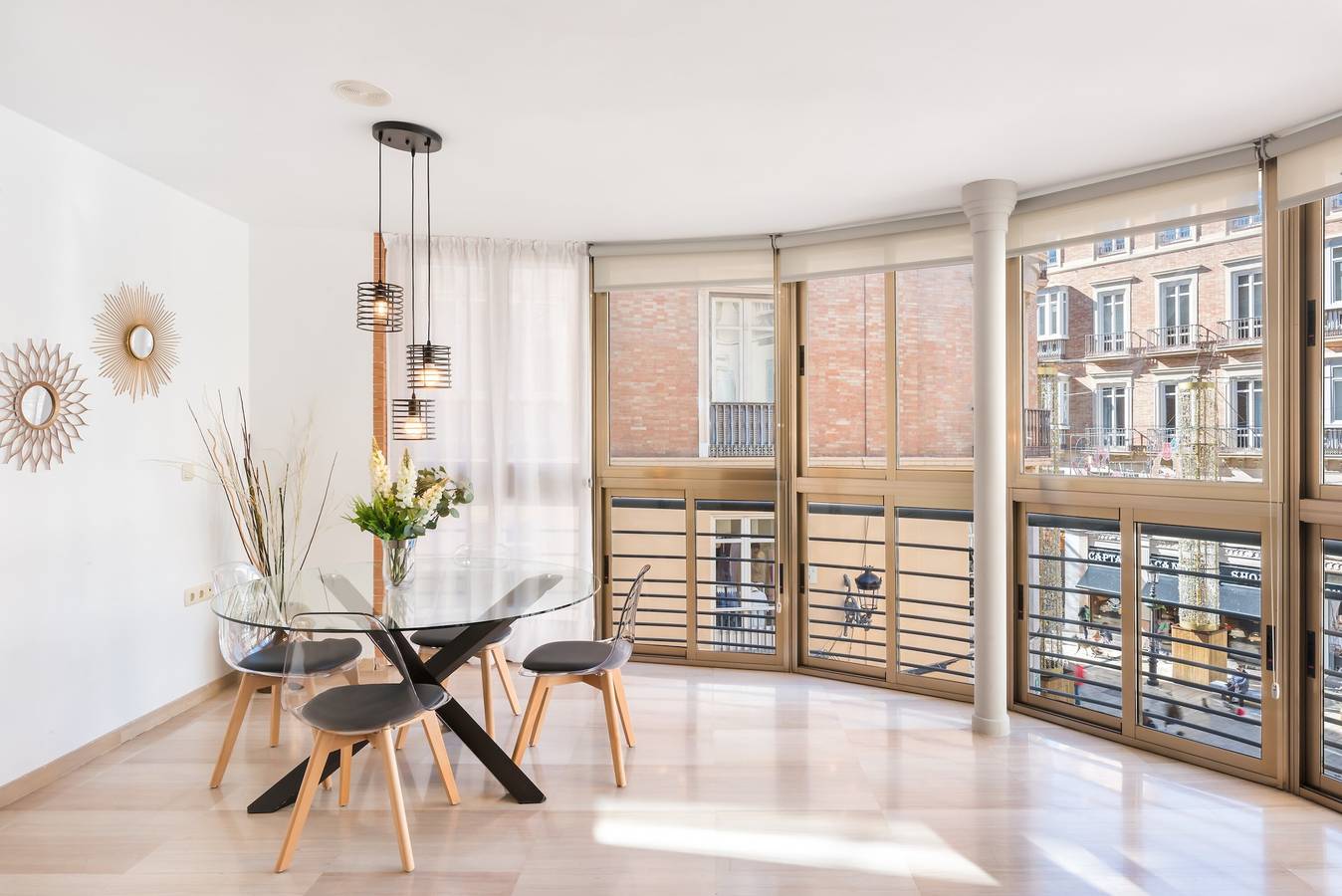 Geheel appartement, Vakantieappartement 'Vistas Panóramicas Calle Larios' met Balkon & Wi-Fi in Malaga Centro Historico, Malaga