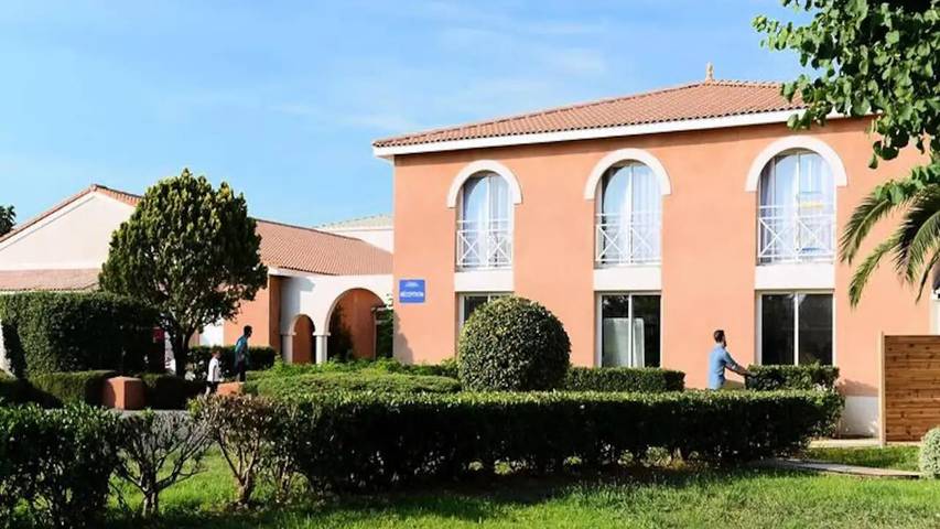 Gîte pour 7 personnes, avec sauna et jardin à Saint-Nazaire-d'Aude - 4