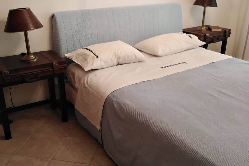 Ganze Wohnung, Luxury Apartment with Pool View in Xylokastro, Korinthia